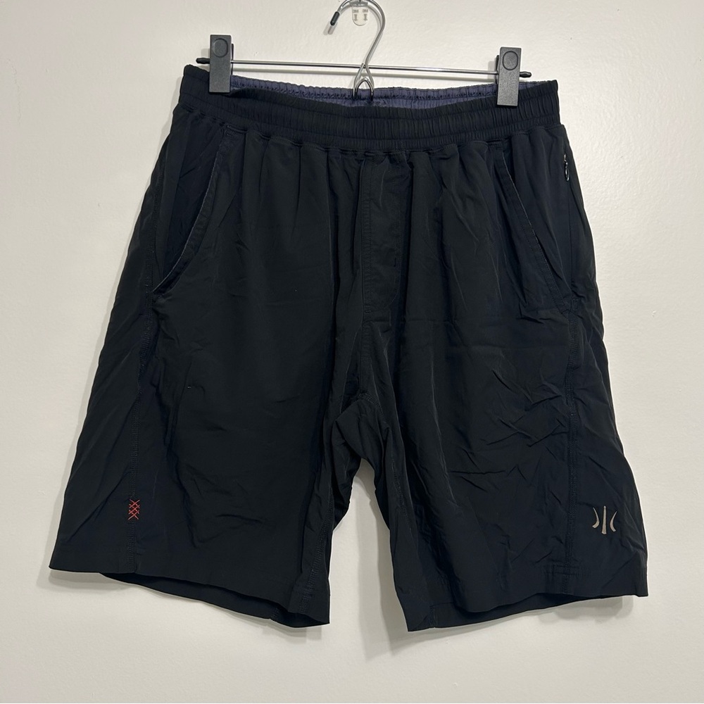 Rhone 9" Unlined Mako Shorts Size M